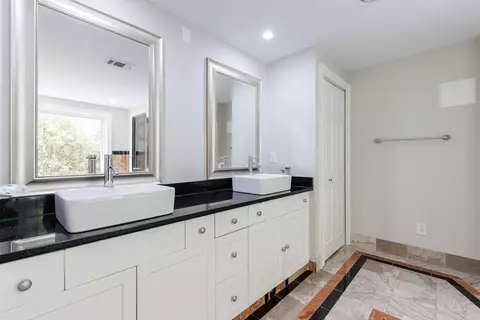 Bath - 2434 Eudora Way, Duluth, GA 30097 photo 15 of 19