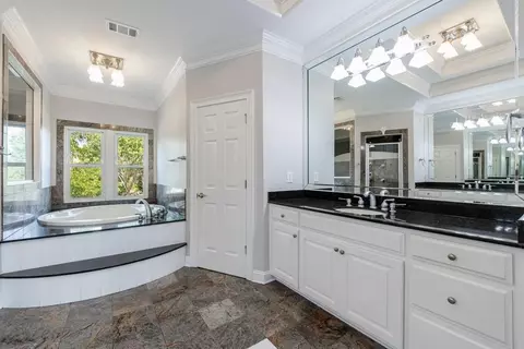 Bath - 2434 Eudora Way, Duluth, GA 30097 photo 3 of 19