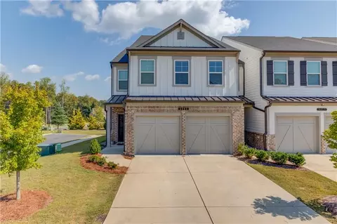 6005 Handley Dr, Cumming, GA 30028