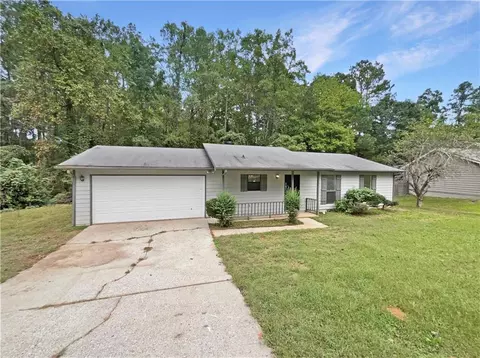 1100 Walnut Creek Ln, Jonesboro, GA 30238