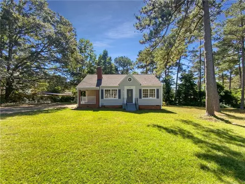 514 Griffith Dr, Palmetto, GA 30268