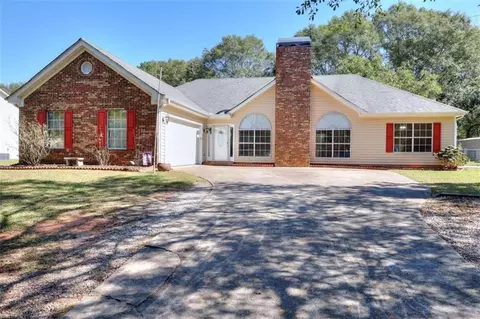 2631 Leone Ave, Loganville, GA 30052