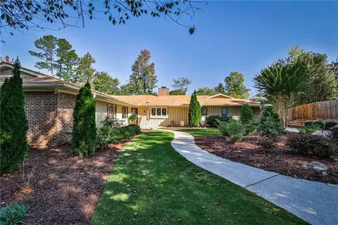 3573 High Green Dr, Marietta, GA 30068
