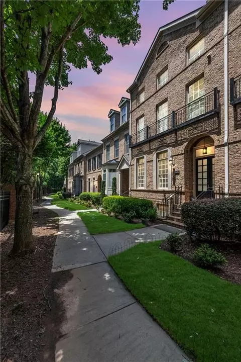 675 Lockton, Sandy Springs, GA 30342