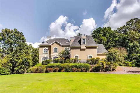 4280 Sandstone Shores Dr, Lithonia, GA 30038