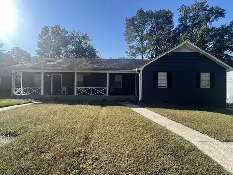 842 Wilson Cir SW, Marietta, GA 30064