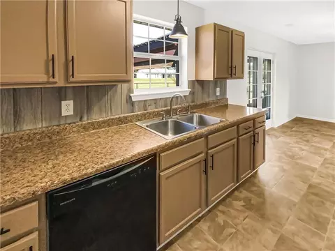 307 Snapping Shoals Rd, Mcdonough, GA 30252 photo 13