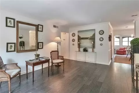 62 Lamsden Ln NW, Atlanta, GA 30327