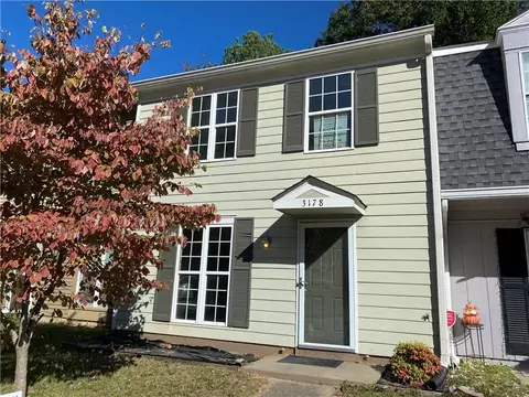 3178 Shadow Walk Ln, Tucker, GA 30084