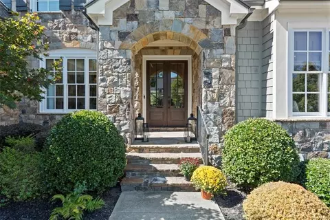 1016 Summit View Ln, Milton, GA 30004 photo 10