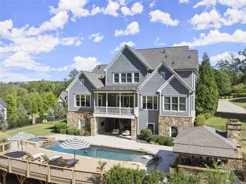 1016 Summit View Ln, Milton, GA 30004