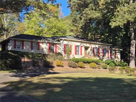 6895 Silver Maple Trl, Fairburn, GA 30213