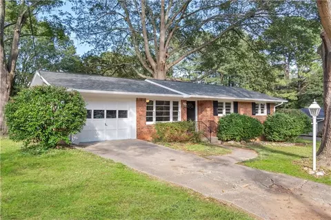 105 Hurt Dr SE, Smyrna, GA 30082