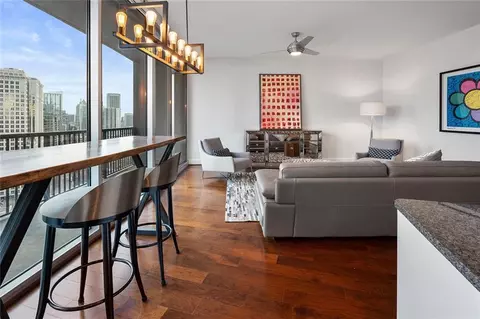 1080 Peachtree St NE #2109, Atlanta, GA 30309