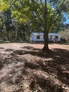 136 Hunters Ridge Ln, Nicholson, GA 30565