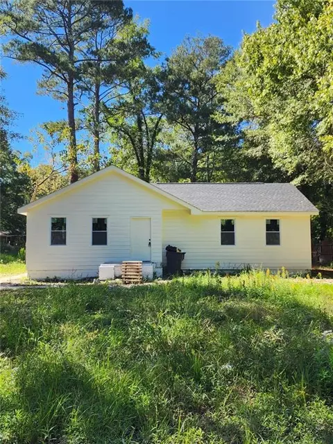 5385 Booker T Dr, Morrow, GA 30260