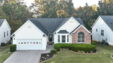 4163 Mcever Park Dr, Acworth, GA 30101