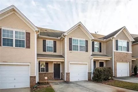 354 Lobdale Falls Dr, Lawrenceville, GA 30045