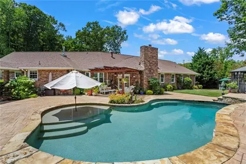 12700 Etris Rd, Roswell, GA 30075