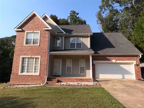 215 W Springs Dr, Macon, GA 31220