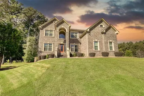 1255 Avignon Dr, Conyers, GA 30094