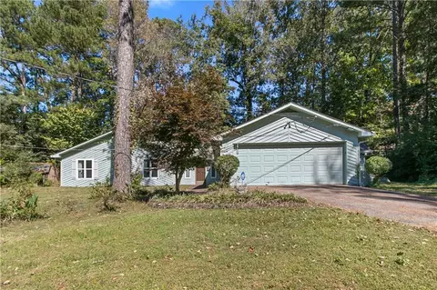 1510 Oakwood Dr, Roswell, GA 30075