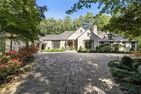 5595 Cross Gate Dr, Atlanta, GA 30327