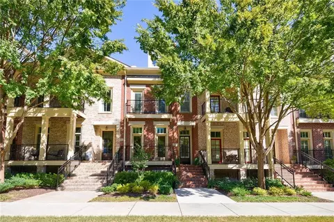 811 Creekgarden Ct, Atlanta, GA 30339
