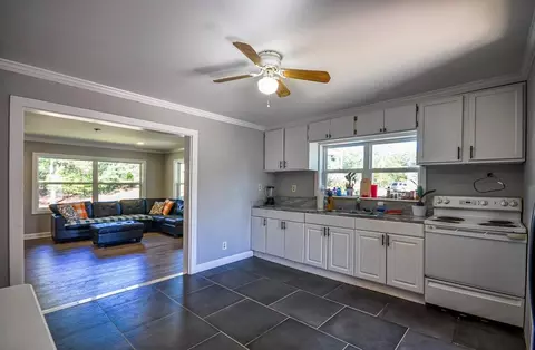 4039 Sutton Rd, Gainesville, GA 30506 photo 11