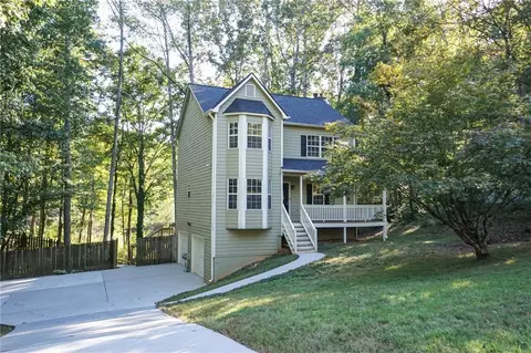 384 Amsterdam Way, Dallas, GA 30132