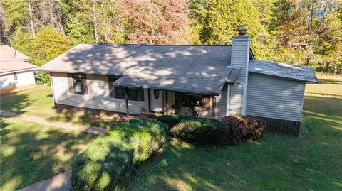 484 Owens Rd, Dahlonega, GA 30533