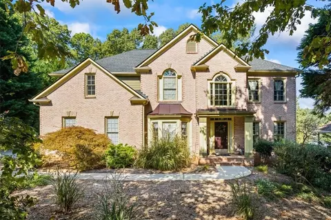 7315 Meadow Point Dr, Stone Mountain, GA 30087