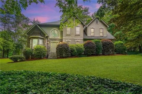 16 Sherman Ln NW, Cartersville, GA 30121