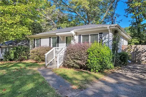 1825 Center Ave, Atlanta, GA 30344