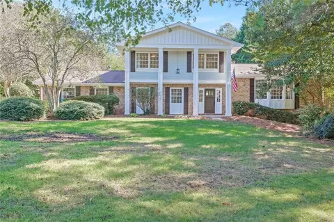 11285 Cranwood Cv, Roswell, GA 30075