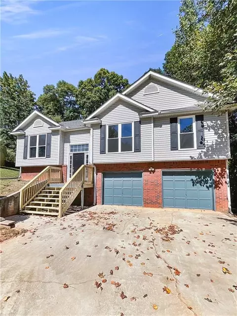 310 Grand Oaks Ct, Stockbridge, GA 30281