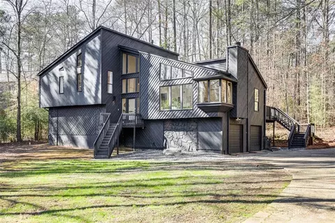 10750 Shagbark Trl, Roswell, GA 30075