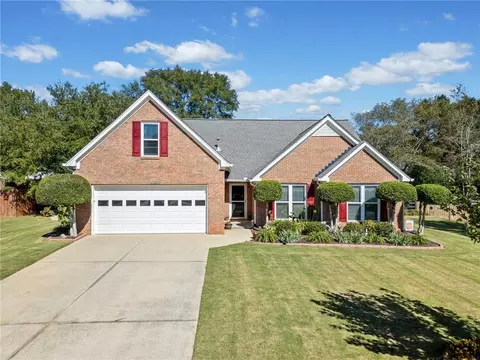 7075 Valley Landing Ct, Cumming, GA 30041