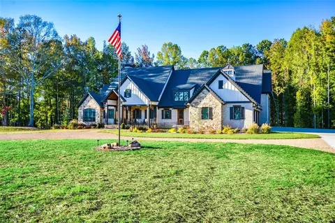 1035 Holland Rd, Powder Springs, GA 30127