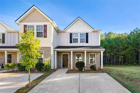 2561 Piering Dr, Lithonia, GA 30038