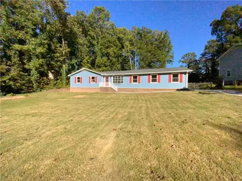 3168 Larkspur Cir, Snellville, GA 30078