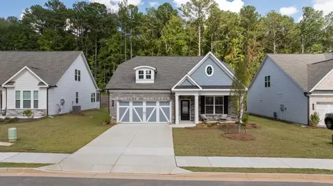 51 Airmont Dr, Sharpsburg, GA 30277