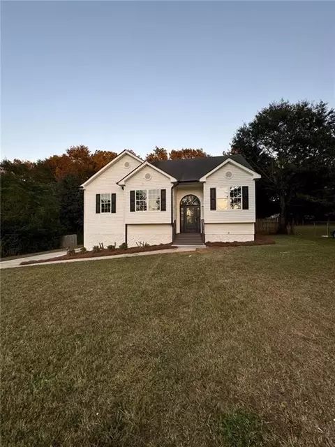 1091 Fox St SE, Conyers, GA 30013