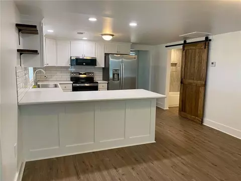 Kitchen - 95 Westview Rd, Commerce, GA 30529 photo 1 of 3