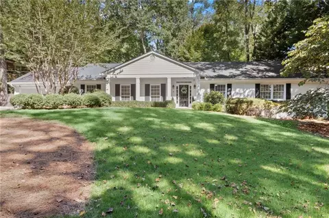 286 Land O Lakes Ct NE, Atlanta, GA 30342