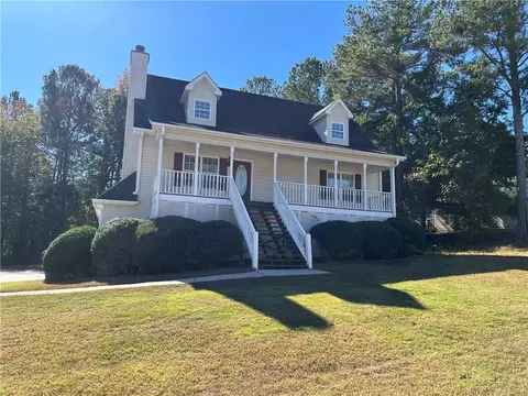 747 Evergreen Dr, Winder, GA 30680