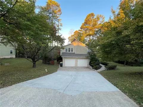 5641 Deerfield Pl NW, Kennesaw, GA 30144