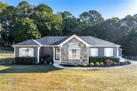 103 Country Cove Dr, Braselton, GA 30517