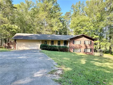 3363 Demooney Rd, Atlanta, GA 30349