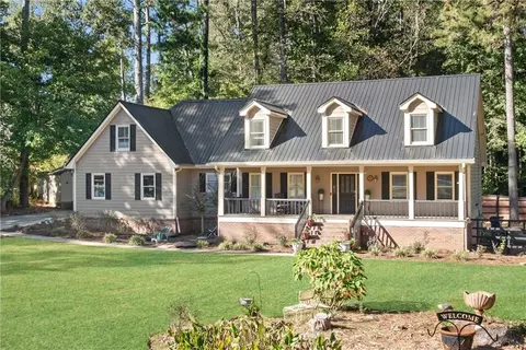 3065 Spain Rd, Snellville, GA 30039